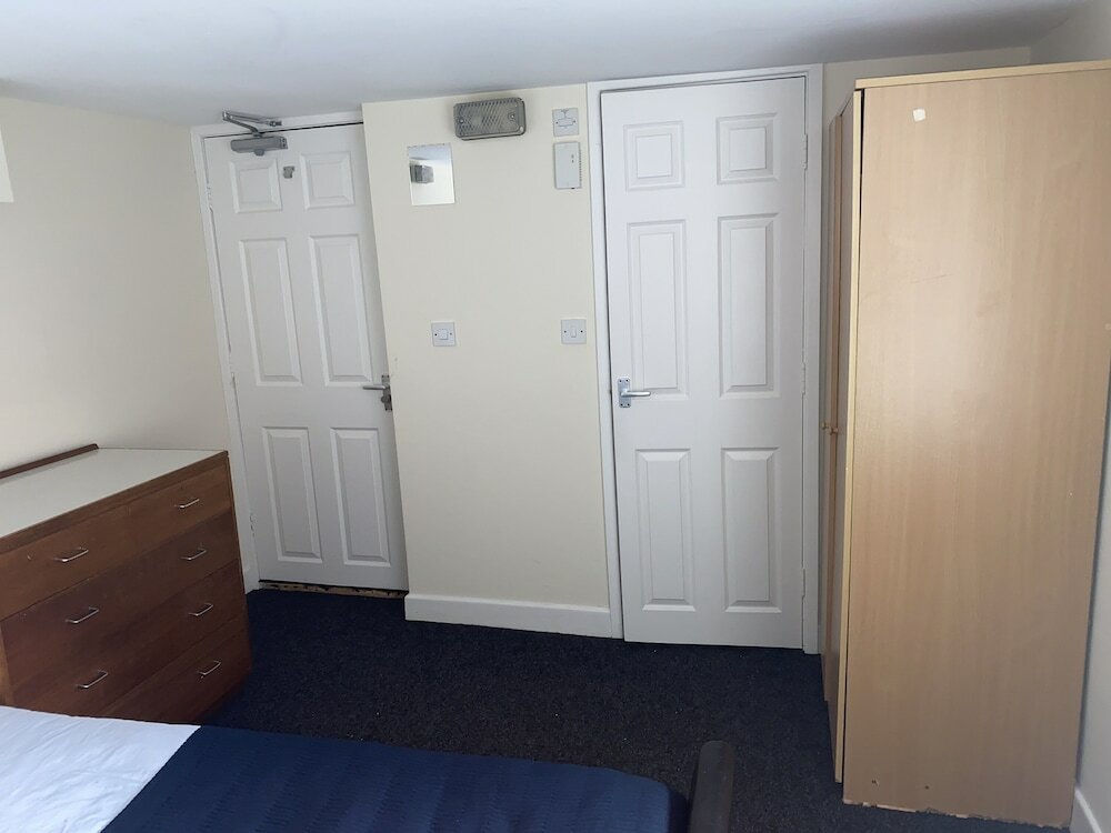 Фото Cooperage House