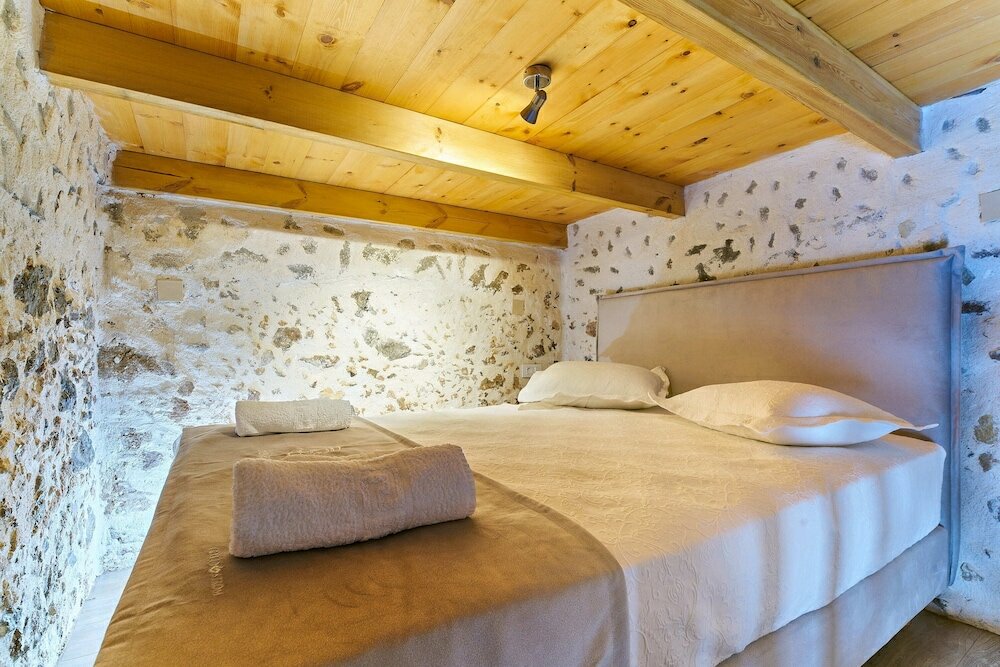 Фото Achilleas Apartments