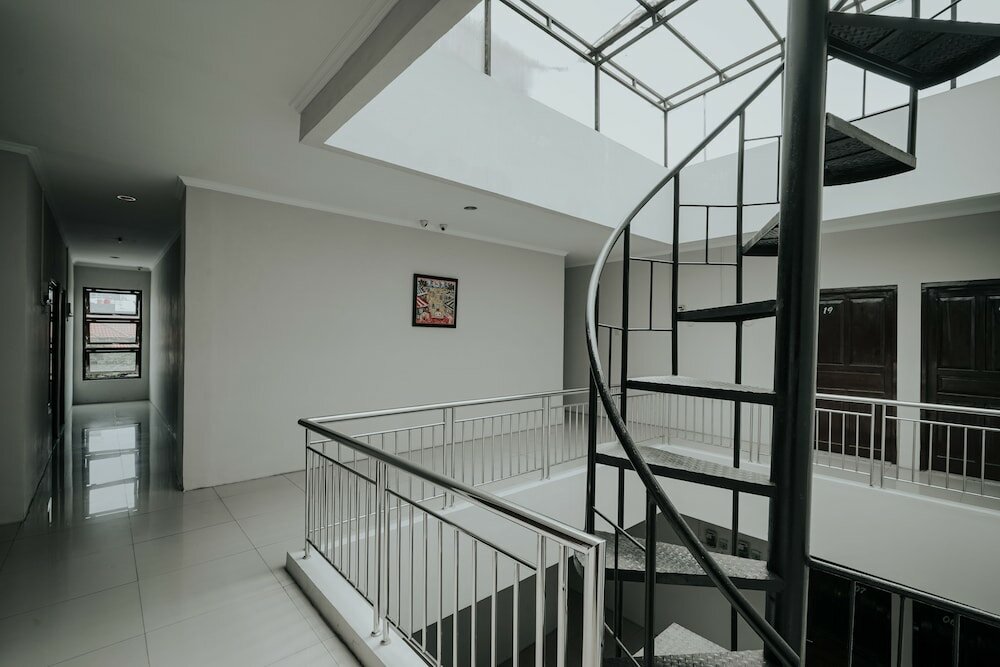 Фото Dparagon Mt Haryono