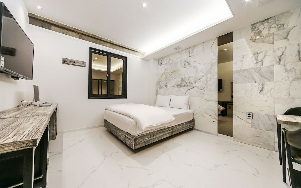 Фото Daegu Gyeongbuk University Bridge Hotel