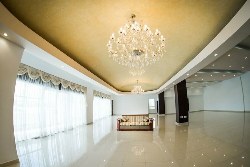 Гостиница Hotel Oliba