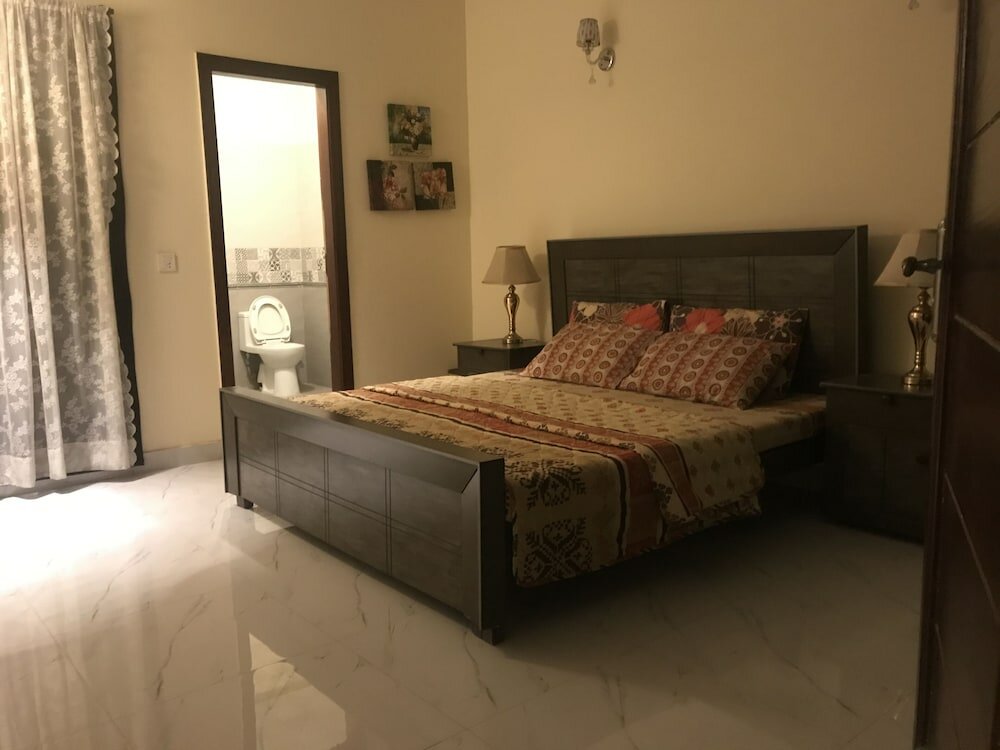 Hotel Lovely 1-bed House in Lahore, Lahore, photo