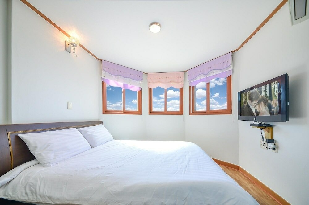 Фото Ganghwa Punggyung Gryujineon zip Pension