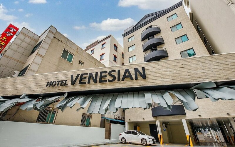 Гостиница Pohang Yeongildae Venetian в Пхохане