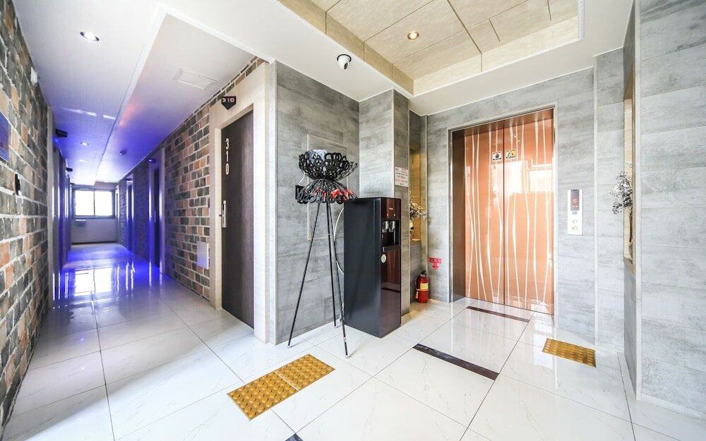 Фото The Lux Tourism Hotel Geoje