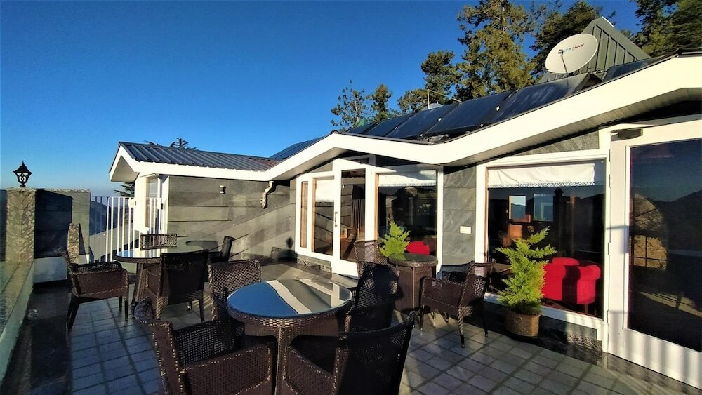 Фото Clarkes hotel, A grand heritage hotel since 1898