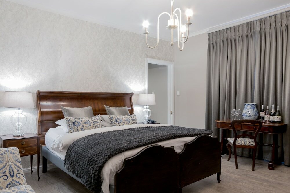 Фото Riverside Boutique Hotel