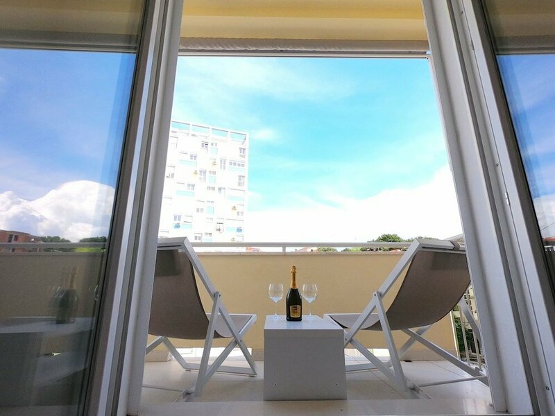 Гостиница Lovely Getaway Split City Center в Сплите