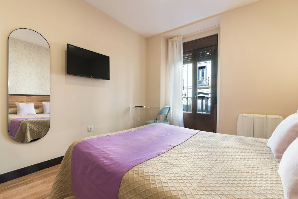 Фото Hostal Art Madrid