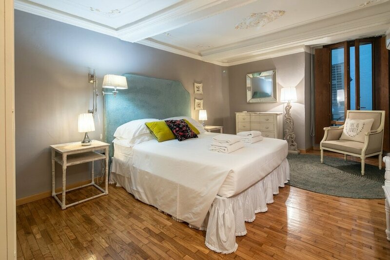 Апартаменты Uffizi Romantic Flat by Mmega во Флоренции