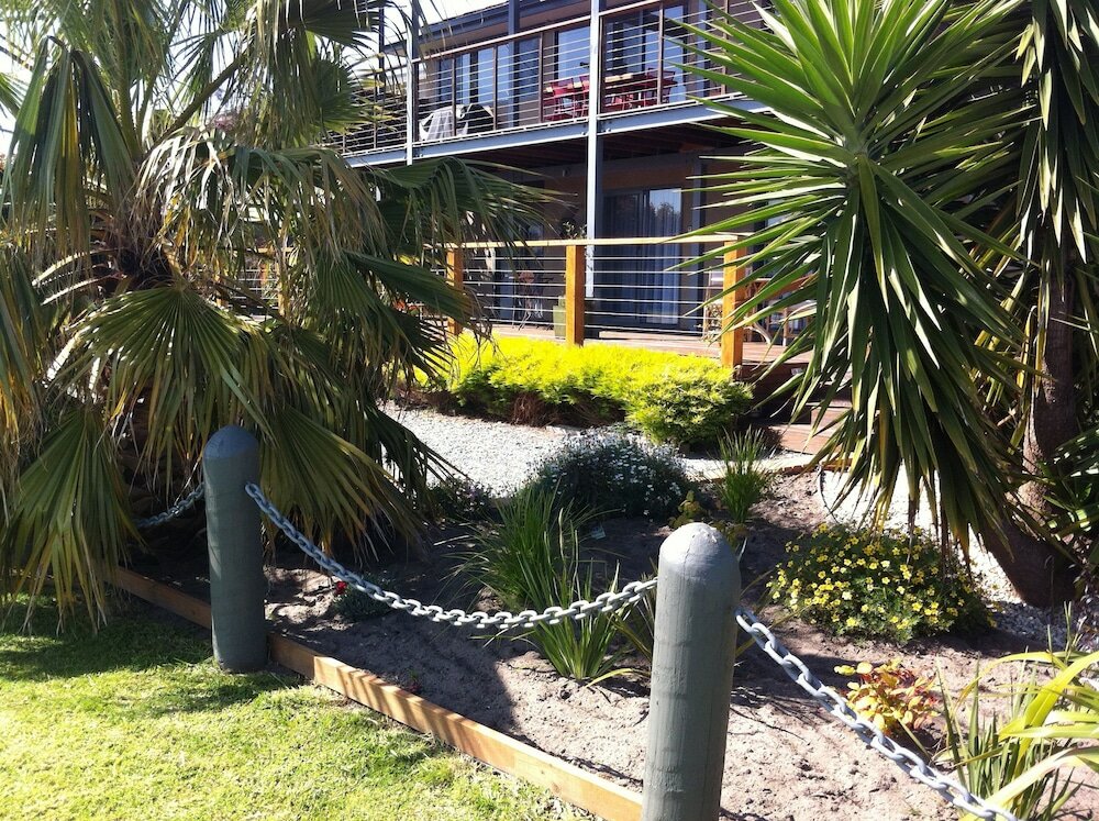 Фото Corinella On The Esplanade Bed & Breakfast