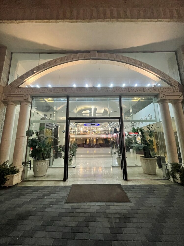 Фото Ararat Hotel