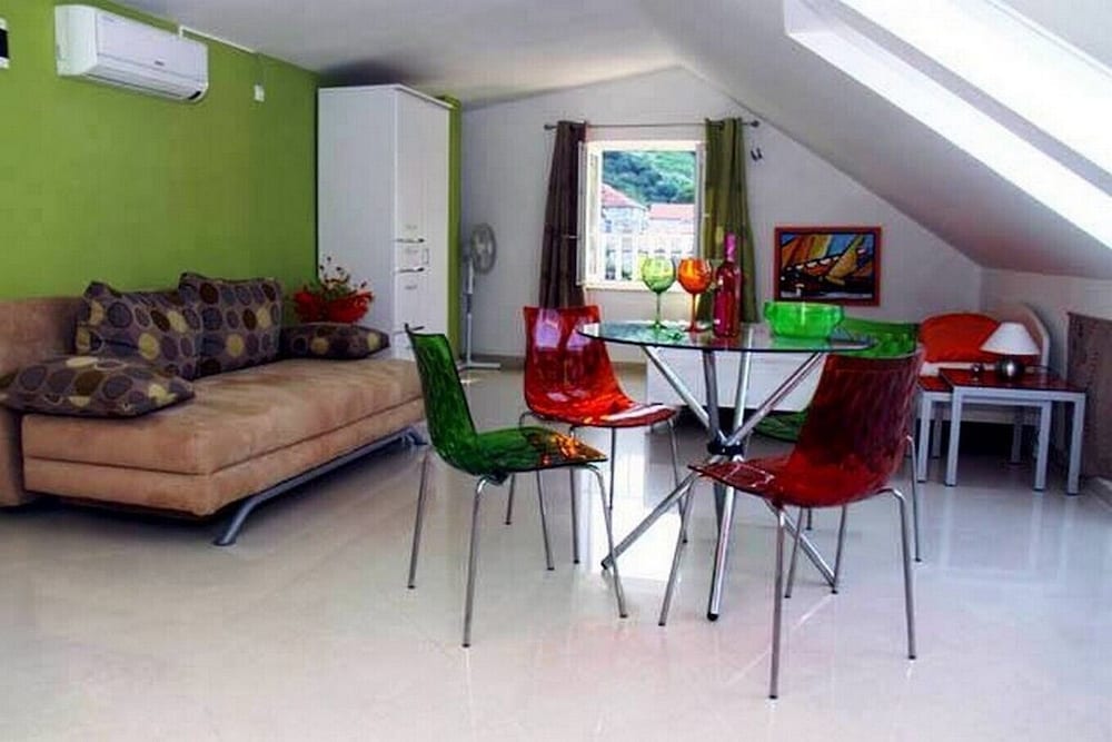 Фото Just by the Sea Apartments