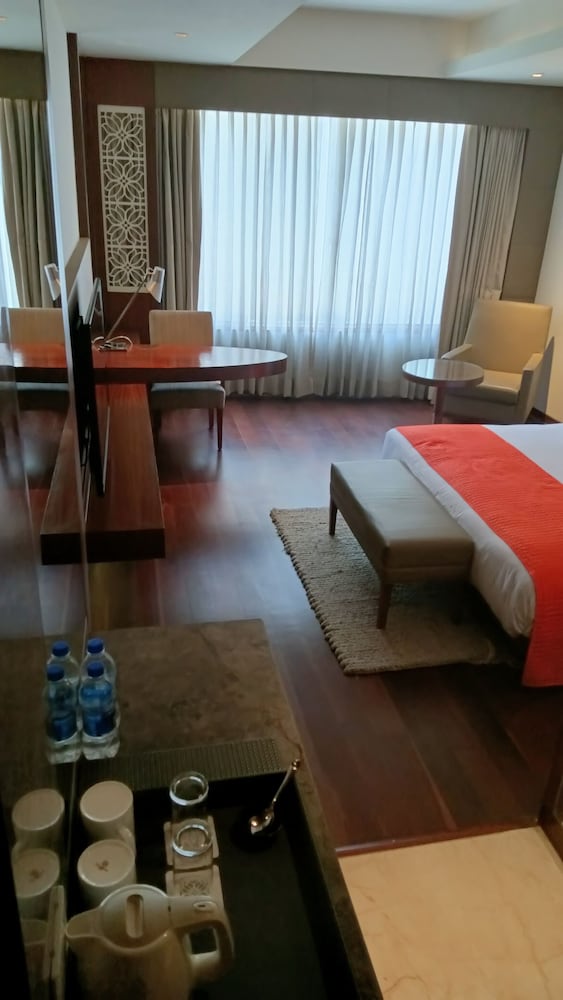 Фото Anya Gurgaon Hotel