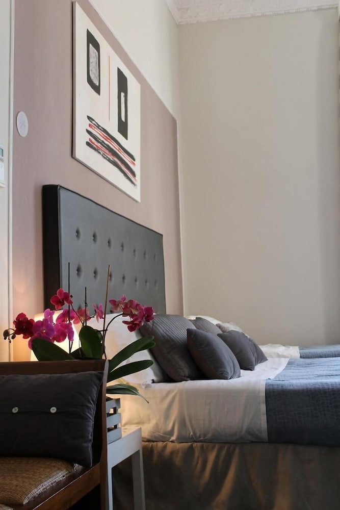 Фото Little Rose Rooms