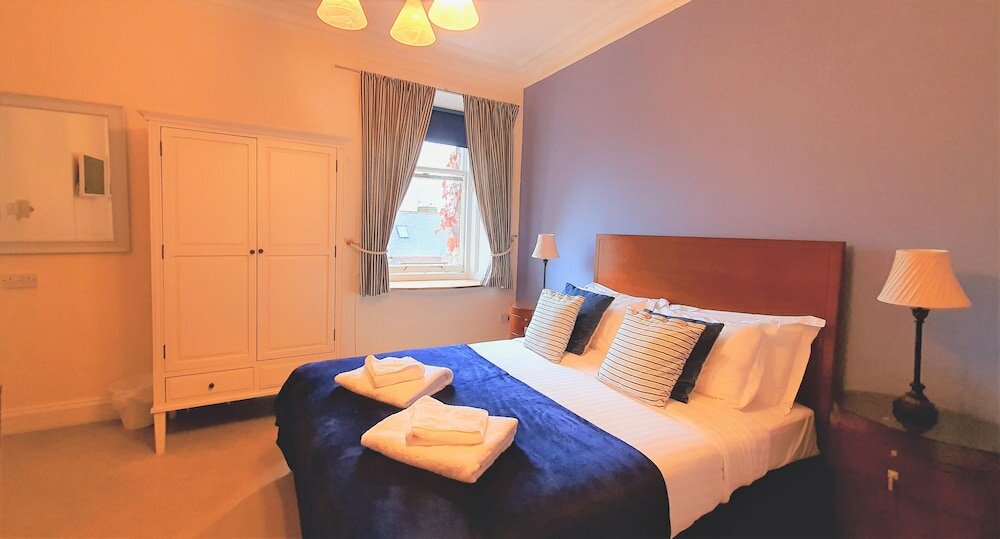 Фото Bayswell Park Hotel