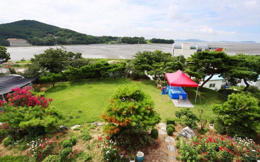 Фото Ganghwa Nature Farm Pension