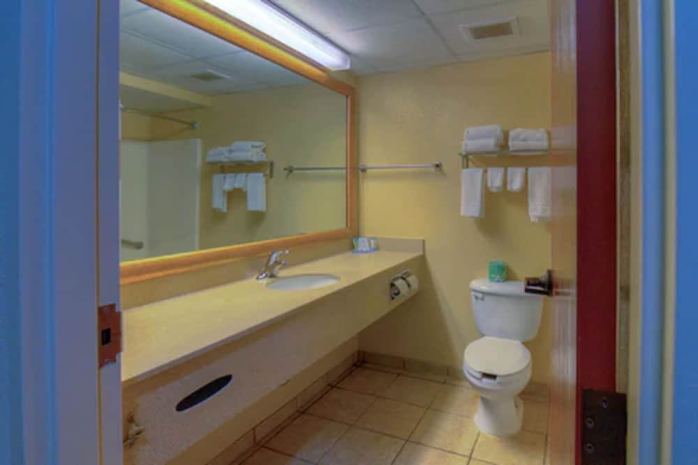 Фото Hotel M Mount Pocono