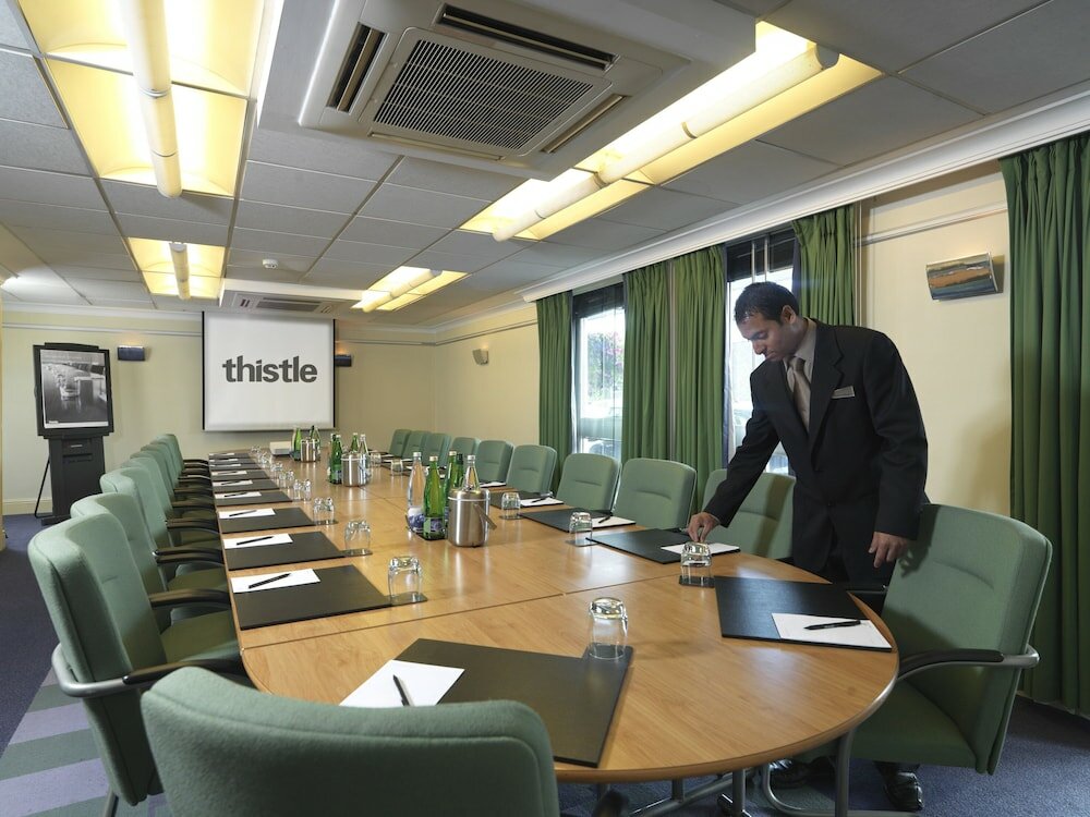 Фото Thistle London Heathrow T5