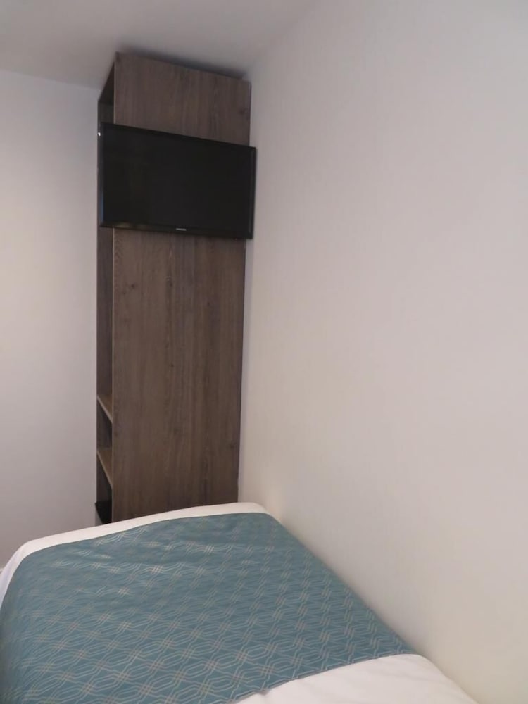 Фото Glendale Hyde Park Hotel