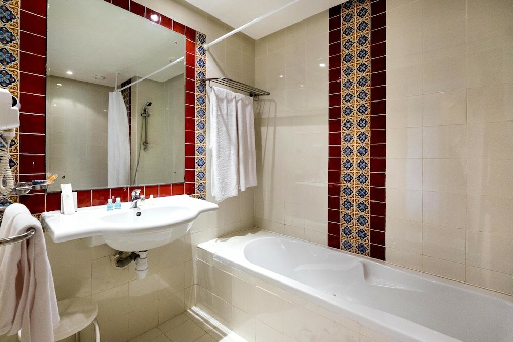 Фото Houda Yasmine Marine & SPA