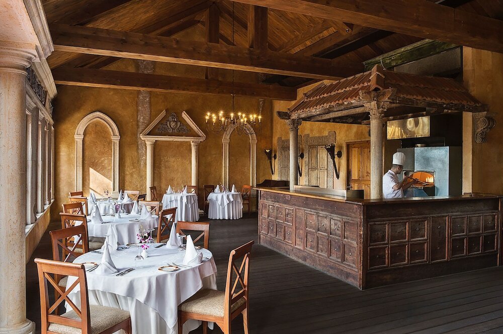 Фото Hilton Beirut Metropolitan Palace