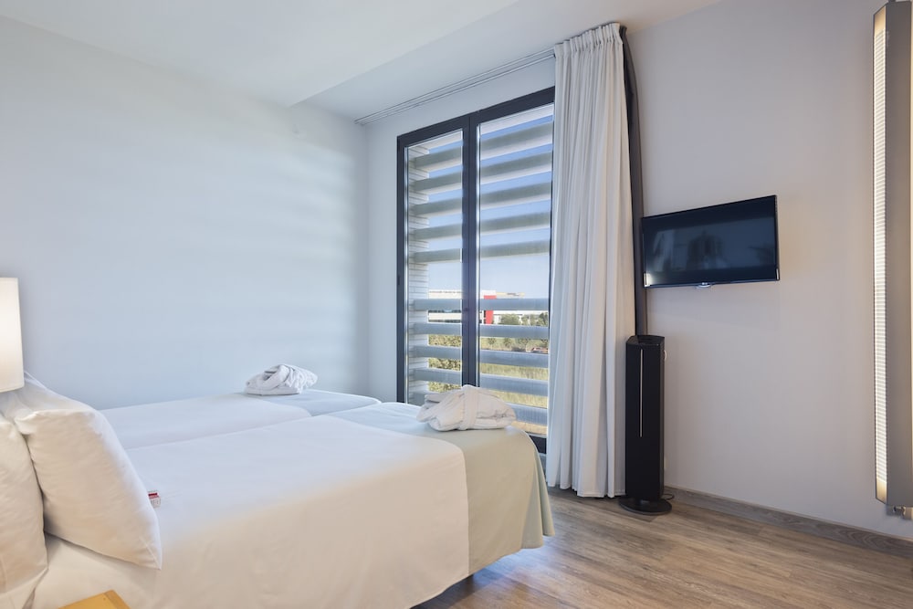 Фото INNSiDE Barcelona Aeropuerto