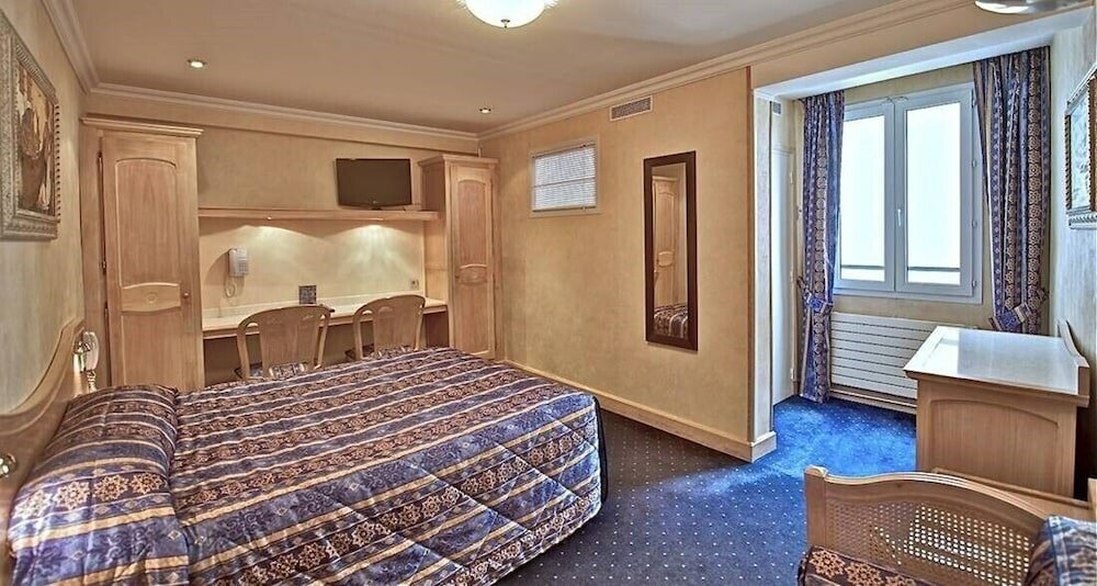 Фото Hotel du Midi Paris Montparnasse