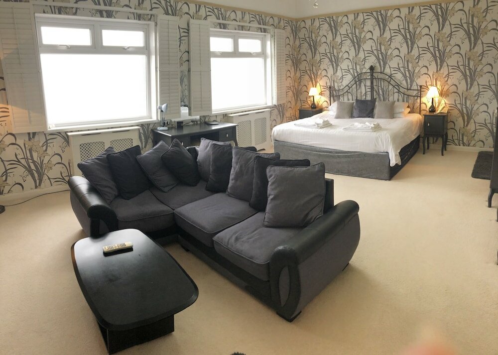 Фото The Moorland Hotel