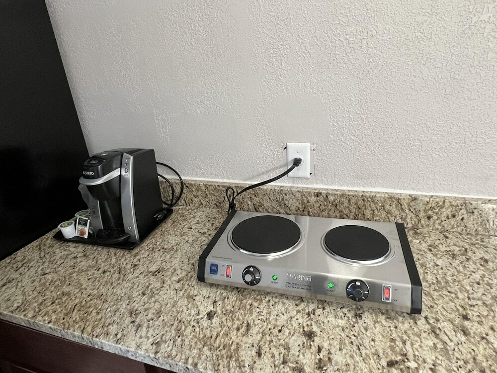 Фото Country Inn & Suites by Radisson, Mt. Pleasant-Racine West, Wi