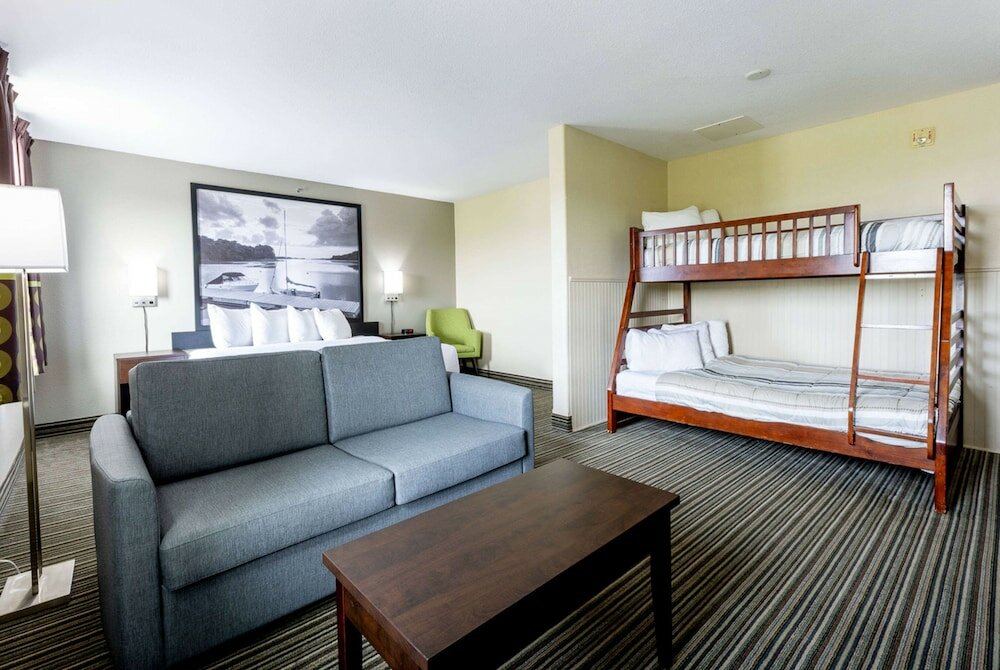 Фото Super 8 by Wyndham Truro Ns