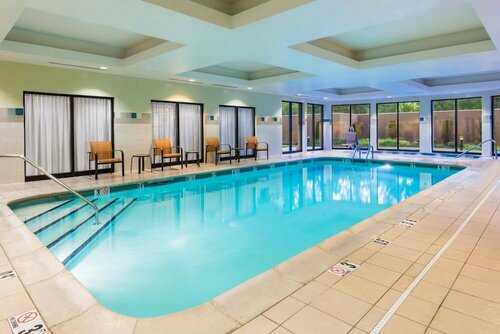 Гостиница Courtyard by Marriott Providence Lincoln в Провиденсе