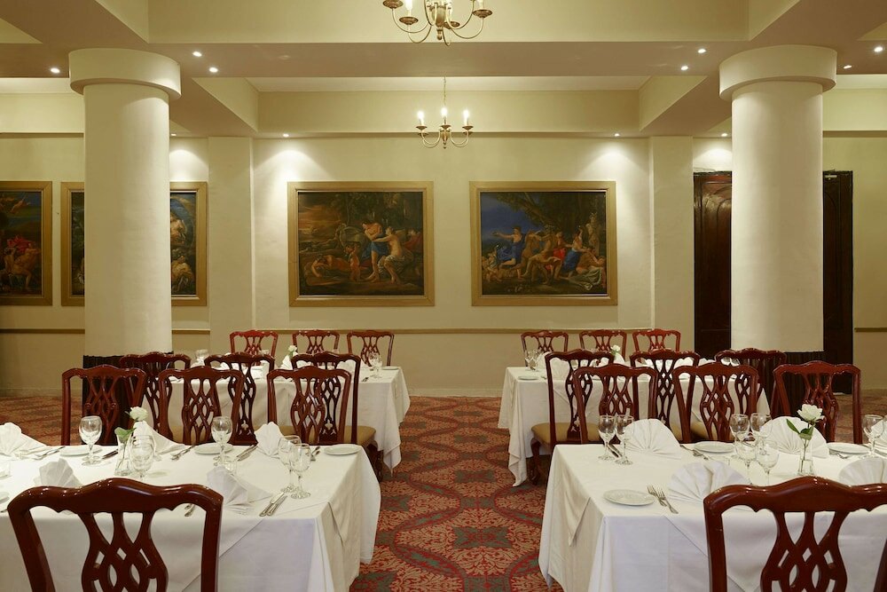 Фото Mon-Repo Suites