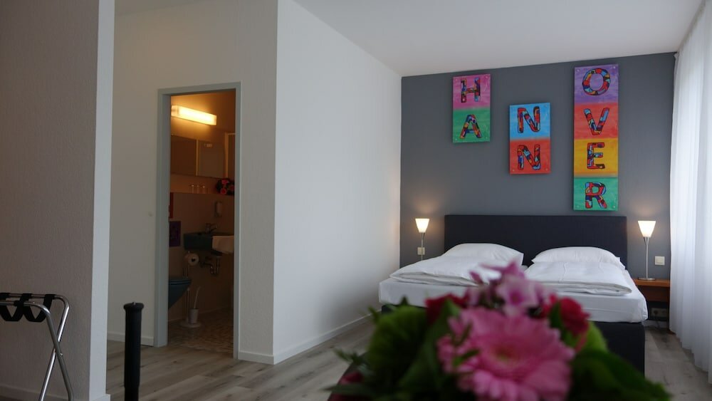 Фото Plaza Inn Hannover City Nord