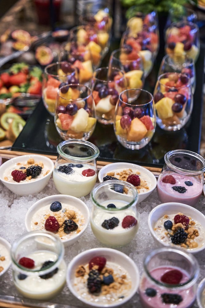 Фото Continental