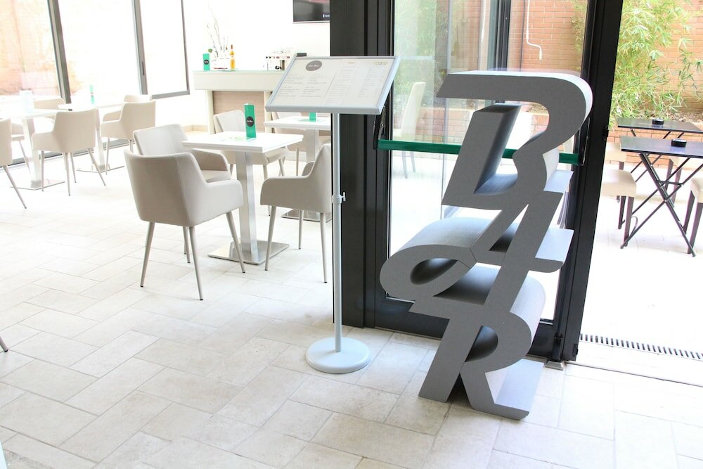 Фото Hotel Executive