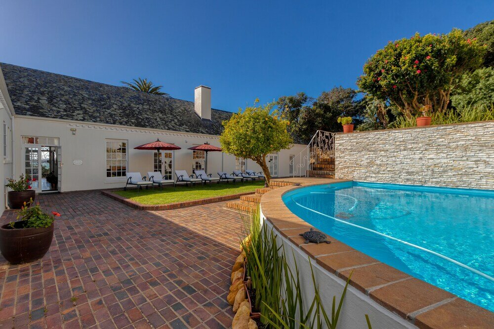 Фото Manor on the Bay