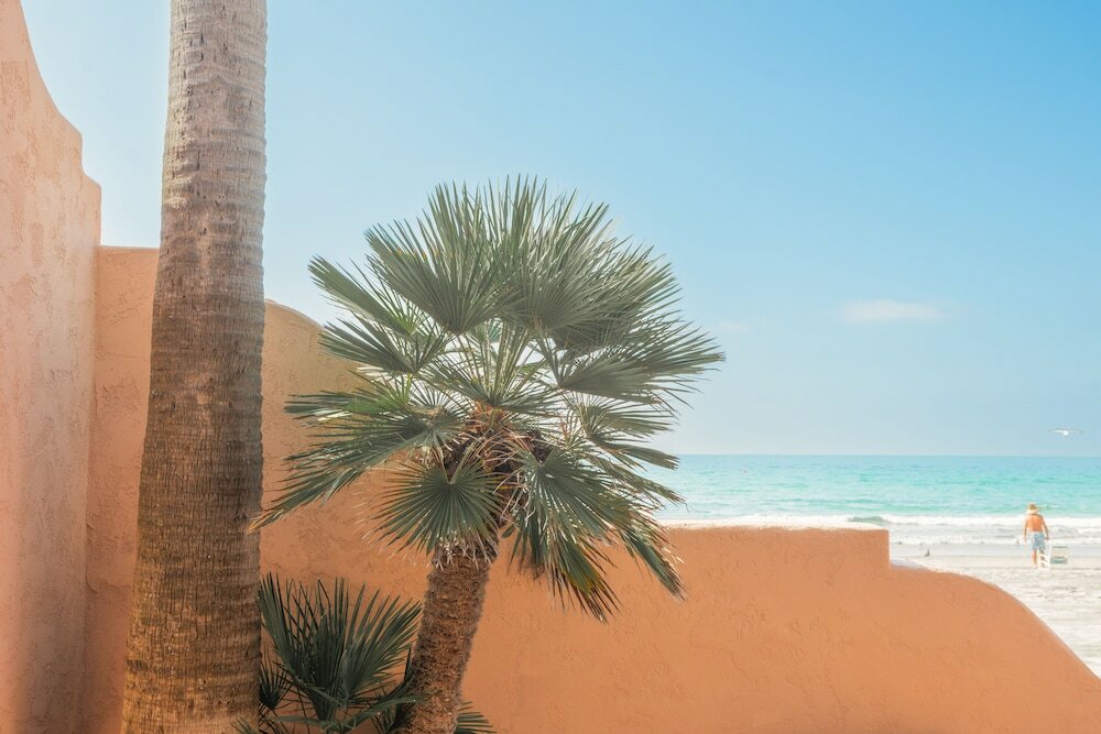 Фото La Jolla Beach and Tennis Club