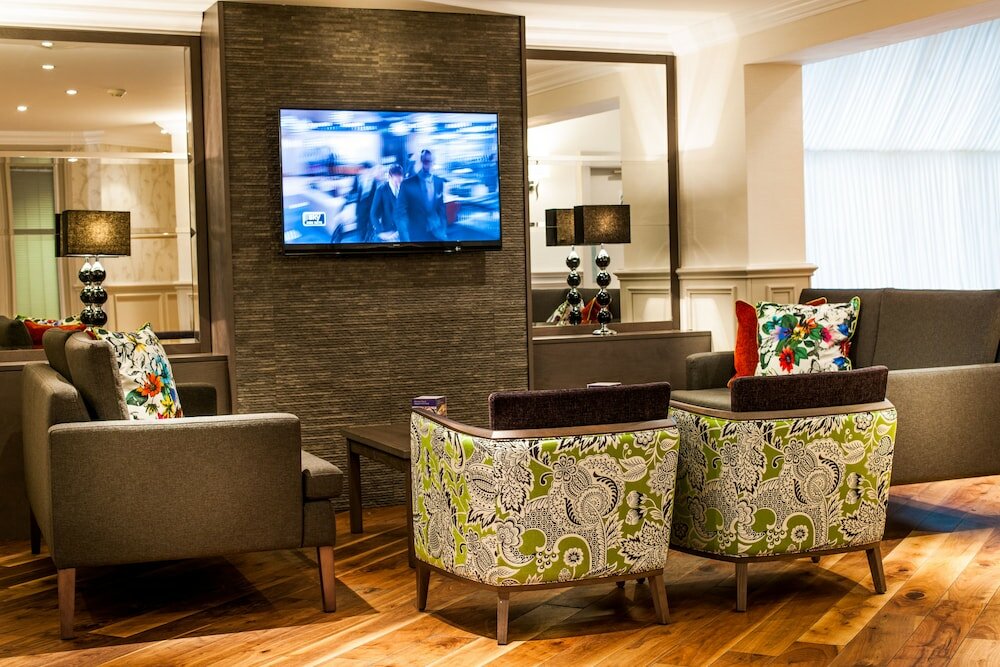 Фото Leonardo Inn Glasgow West End