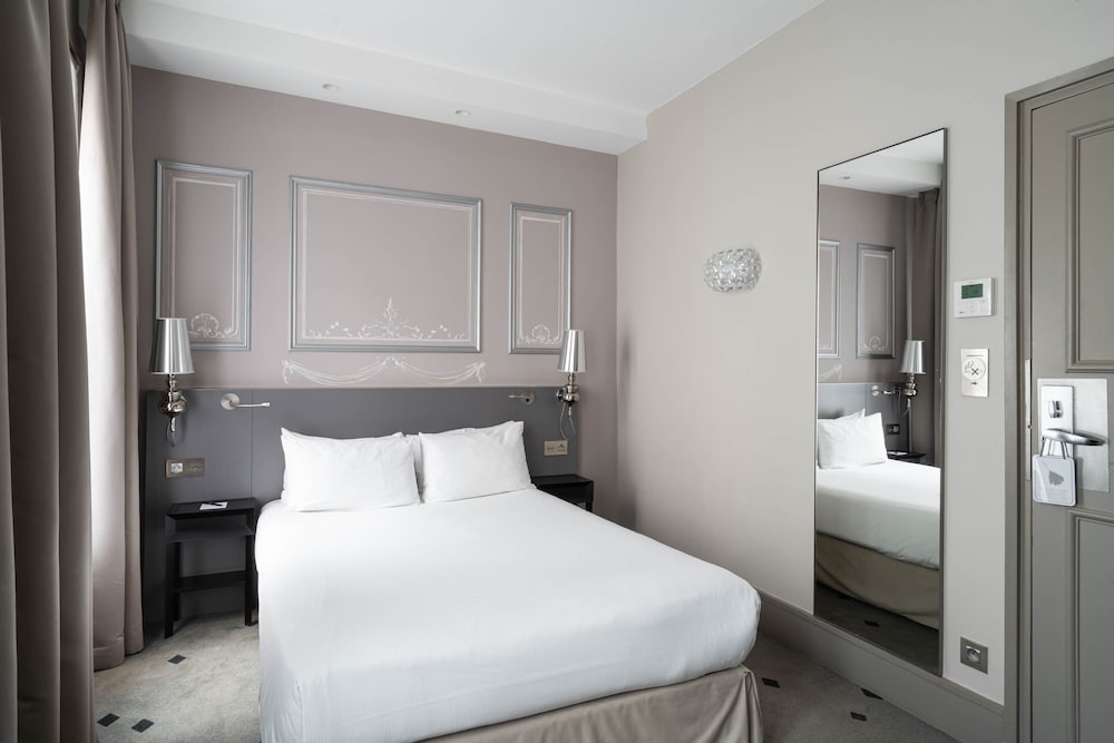 Фото Nh Collection Paris Ponthieu Champs-Élysées