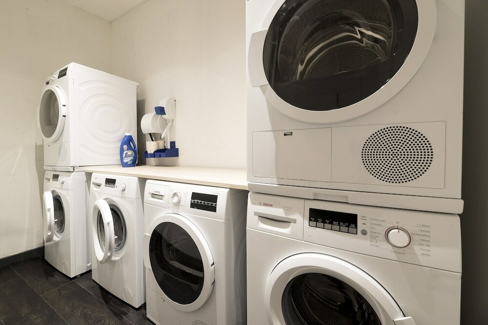 Фото Premier Suites Plus Antwerp