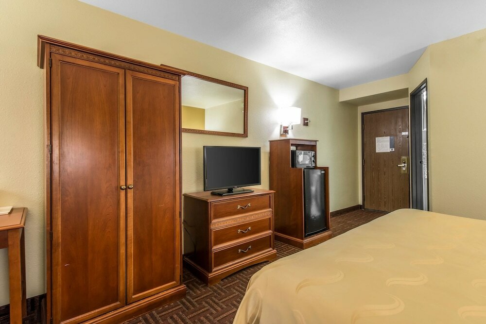 Фото Quality Inn South