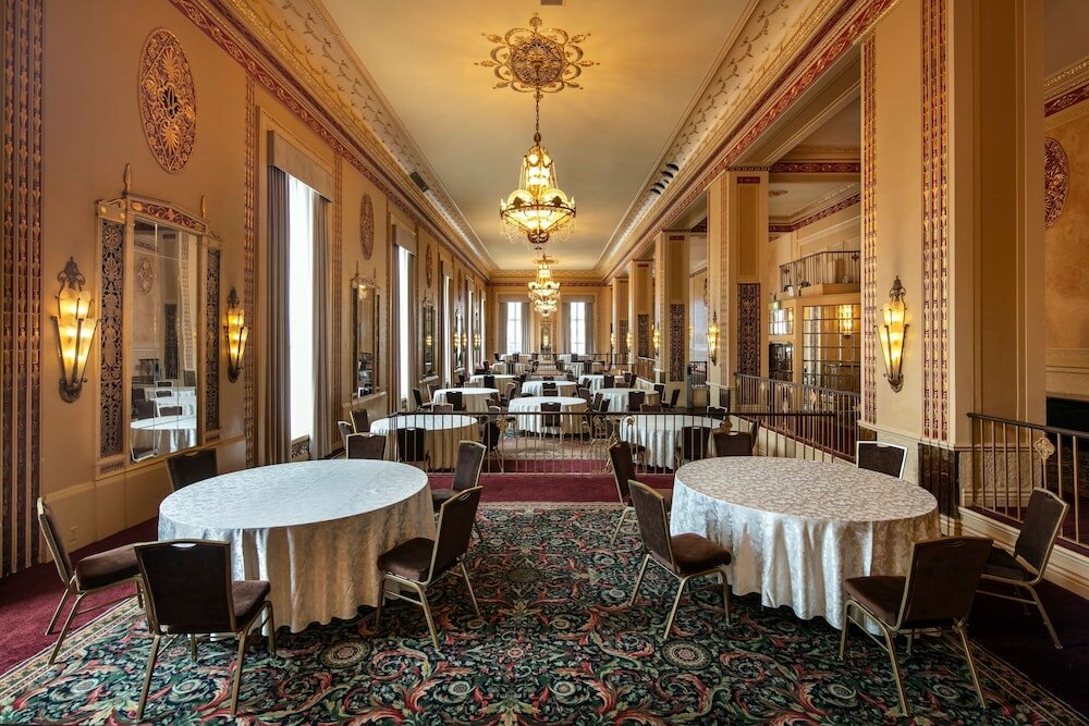 Фото Hilton Milwaukee City Center