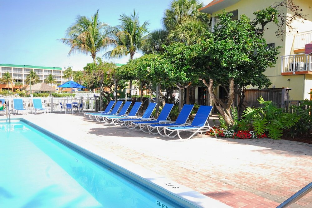 Фото Marina Del Mar Resort and Marina