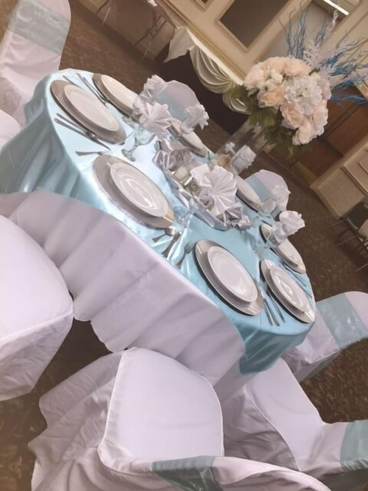 Фото University Square Hotel