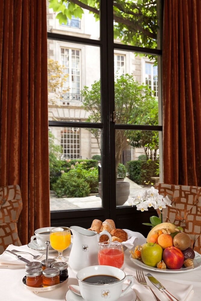 Фото Pavillon de La Reine