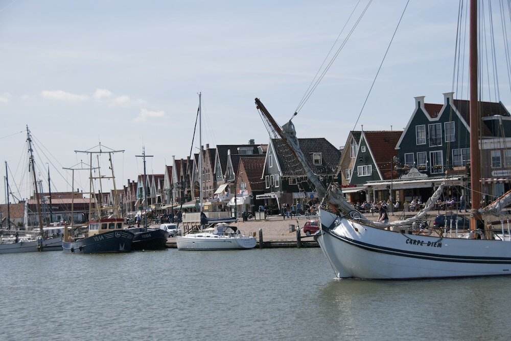 Фото 158116823309