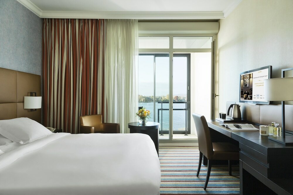 Фото Hôtel Barrière l'Hôtel du Lac