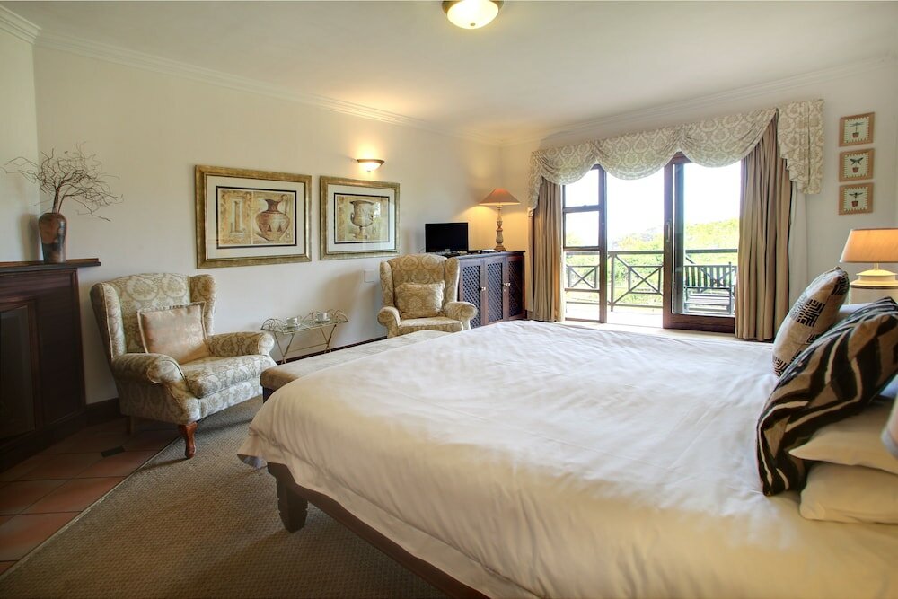 Фото Far Hills Hotel