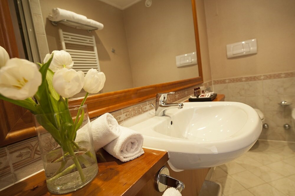 Фото Shg Hotel De La Ville